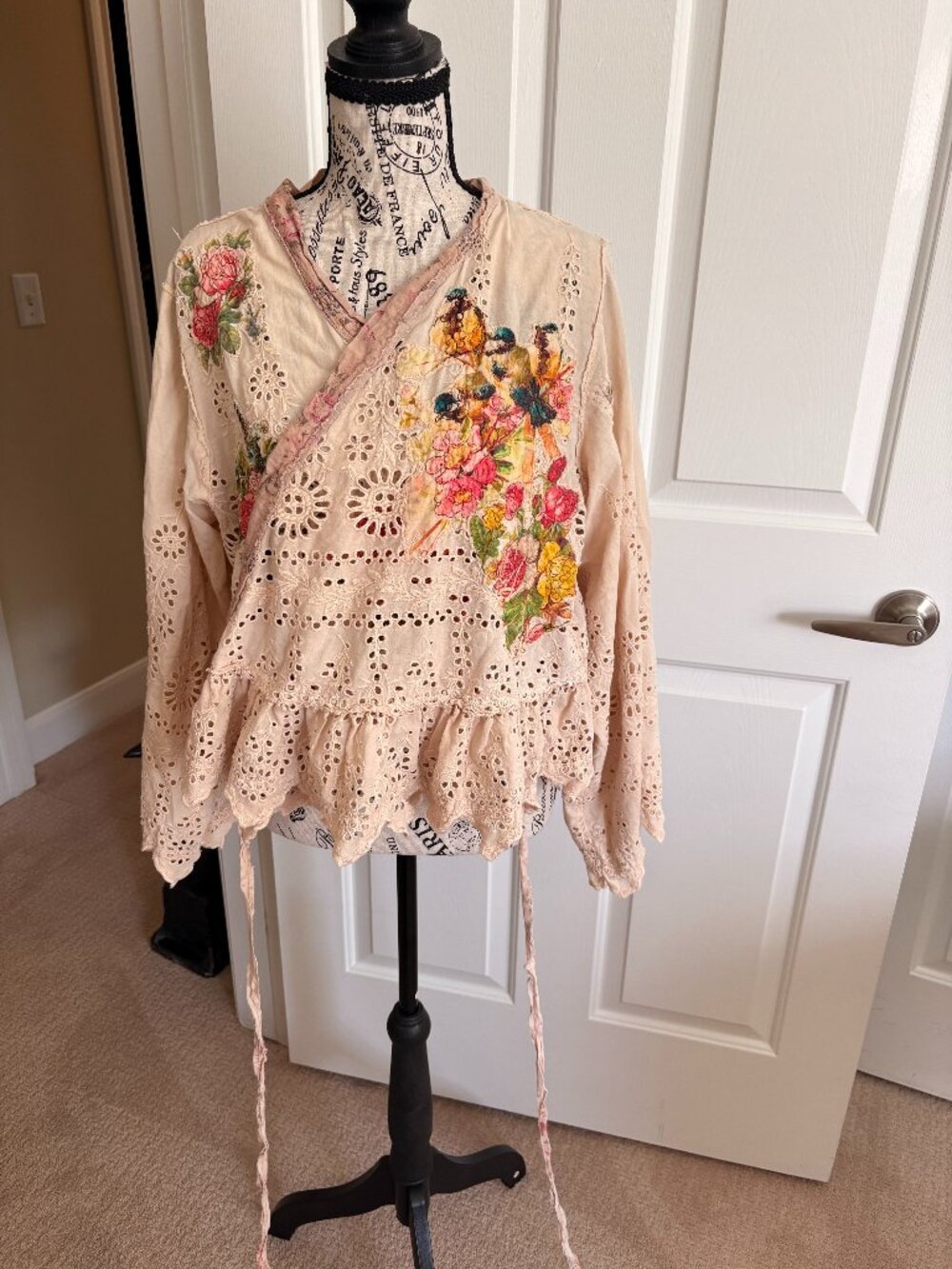 Magnolia Pearl Cotton Eyelet Piano Shawl #899 Pinksalt NWT